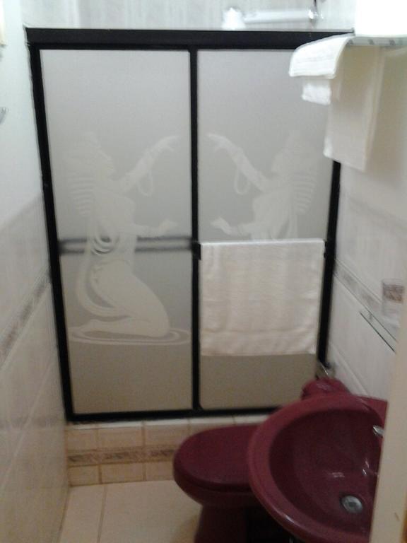 Suites La Rosa Guayaquil Phòng bức ảnh