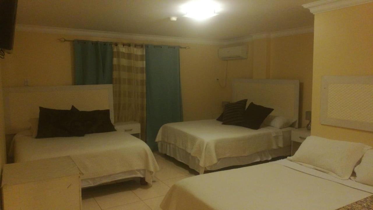 Suites La Rosa Guayaquil Ngoại thất bức ảnh